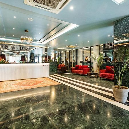 Foxoso Hotel, Delhi Airport Ню Делхи Екстериор снимка