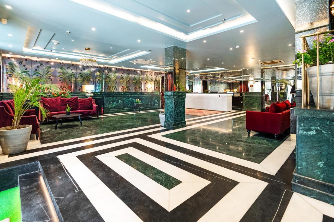 Foxoso Hotel, Delhi Airport Ню Делхи Екстериор снимка