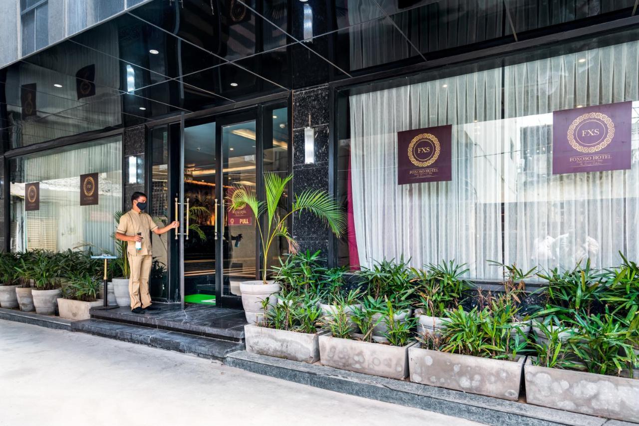 Foxoso Hotel, Delhi Airport Ню Делхи Екстериор снимка